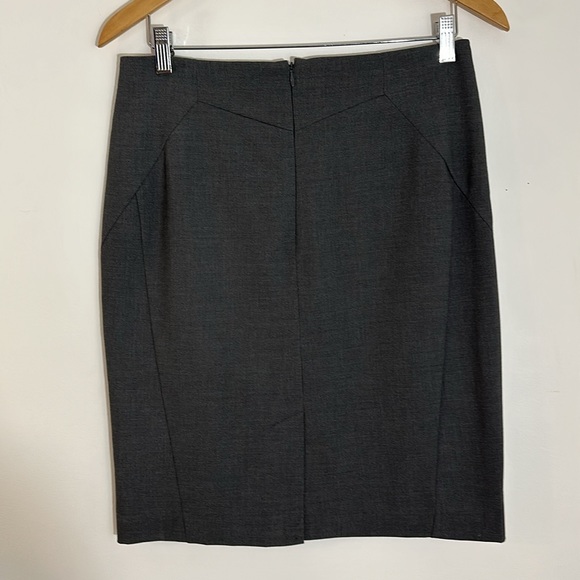 Worthington, Women’s Gray Pencil Skirt, Length 22.5” - Picture 2 of 7
